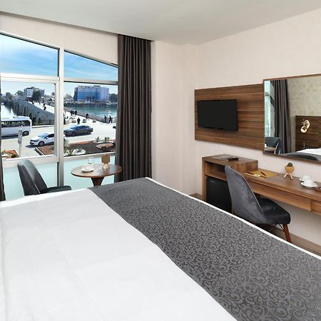 Adana Taskoeprue Hotel Exteriör bild