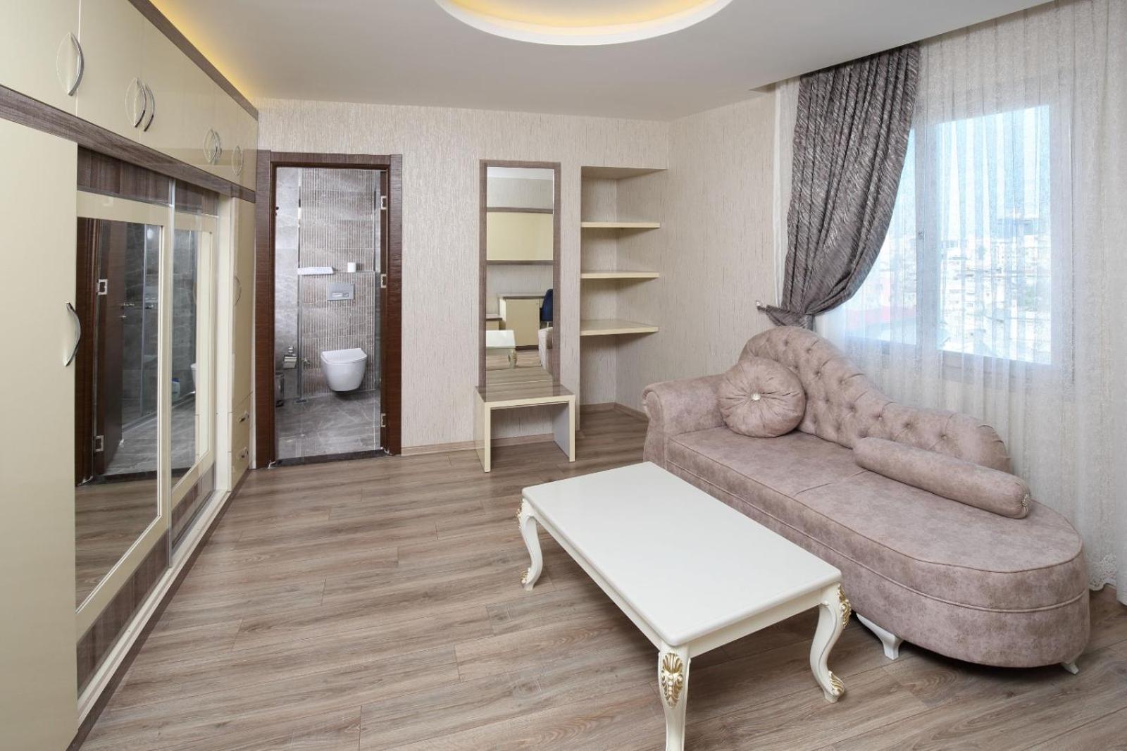 Adana Taskoeprue Hotel Exteriör bild
