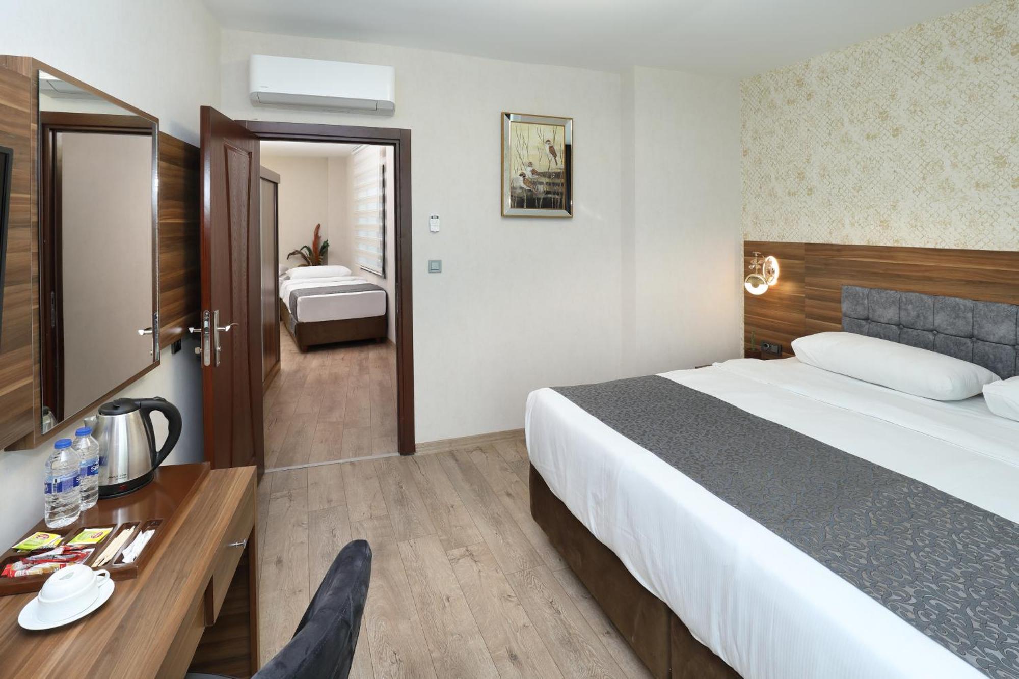 Adana Taskoeprue Hotel Exteriör bild